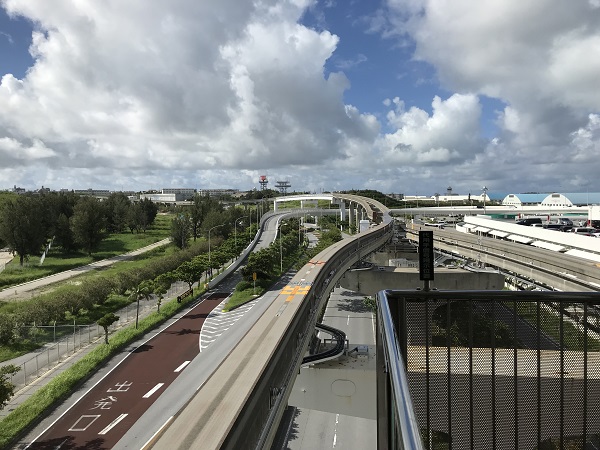 おすすめ沖縄レンタカーを早く借りるコツは那覇空港で借りないこと マイルトリッぷらす おすすめ沖縄レンタカーを早く借りるコツは那覇空港で借りないこと マイルトリッぷらす