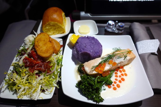 ハワイアン航空ビジネスクラスの機内食